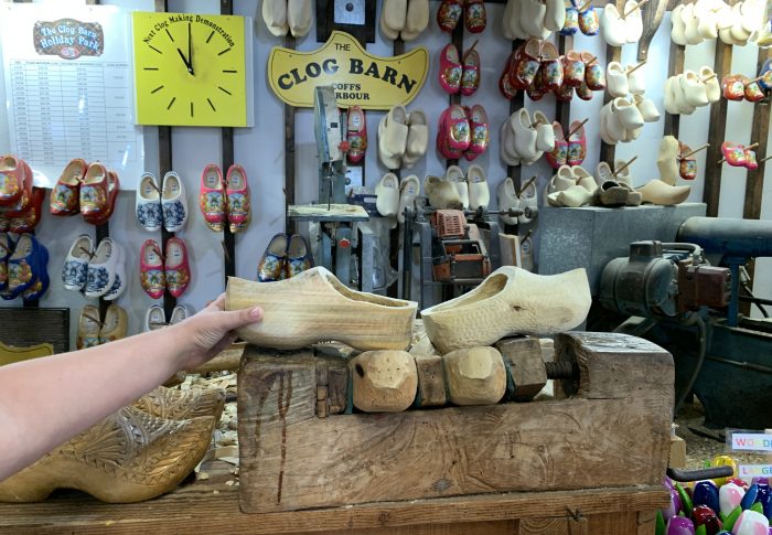 How Do You Make Clogs?
